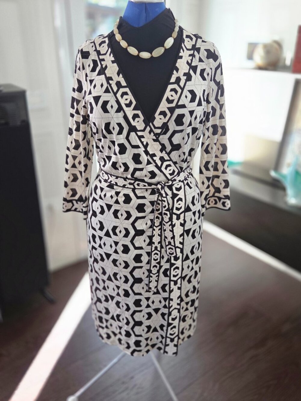 DVF 100% Silk Midi Dress Size 14 NWOT & Authentic